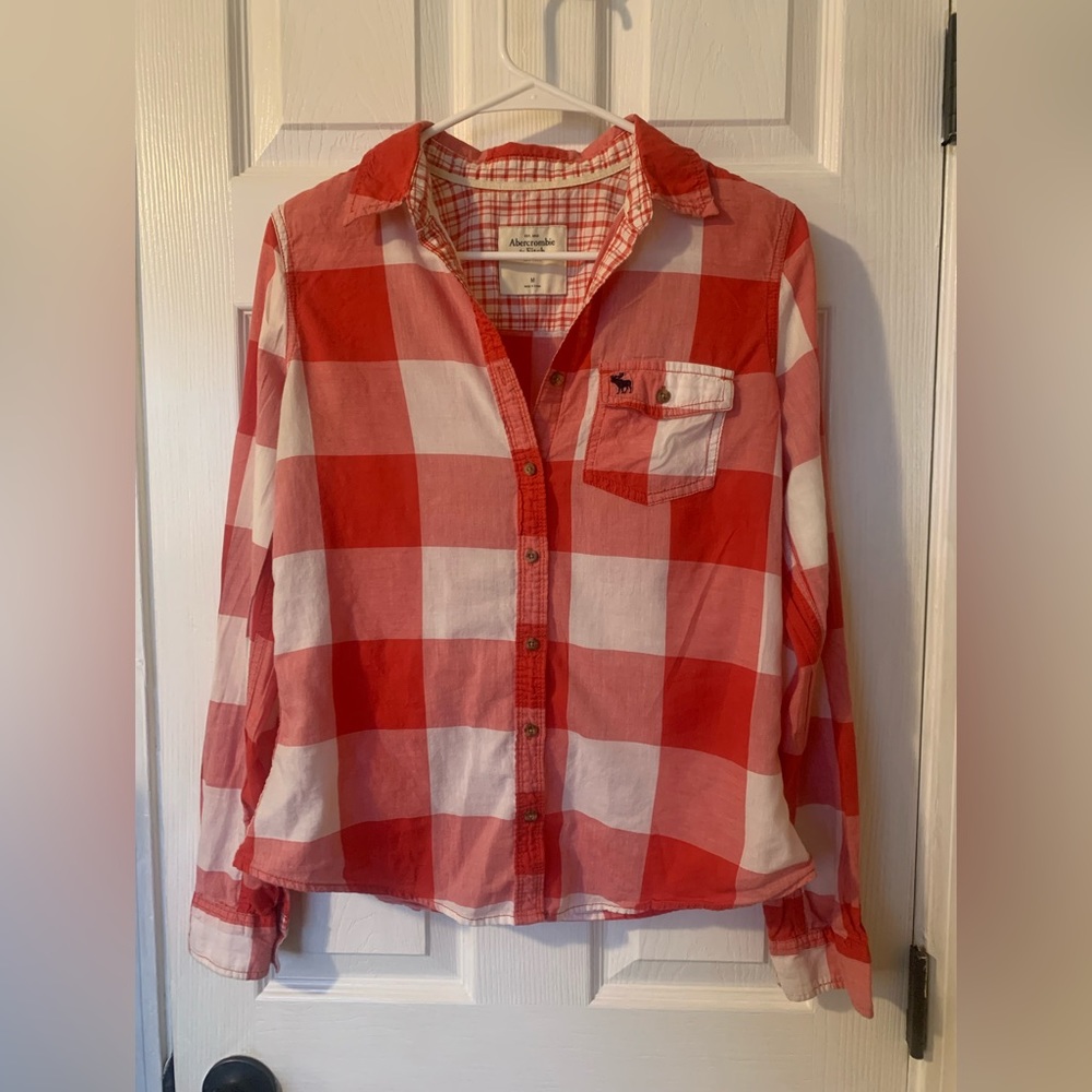 Abercrombie & Fitch Red And White Sheer Plaid Flannel Women’s Sz Medium